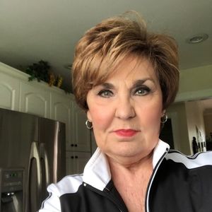 Meet your Posher, Posh